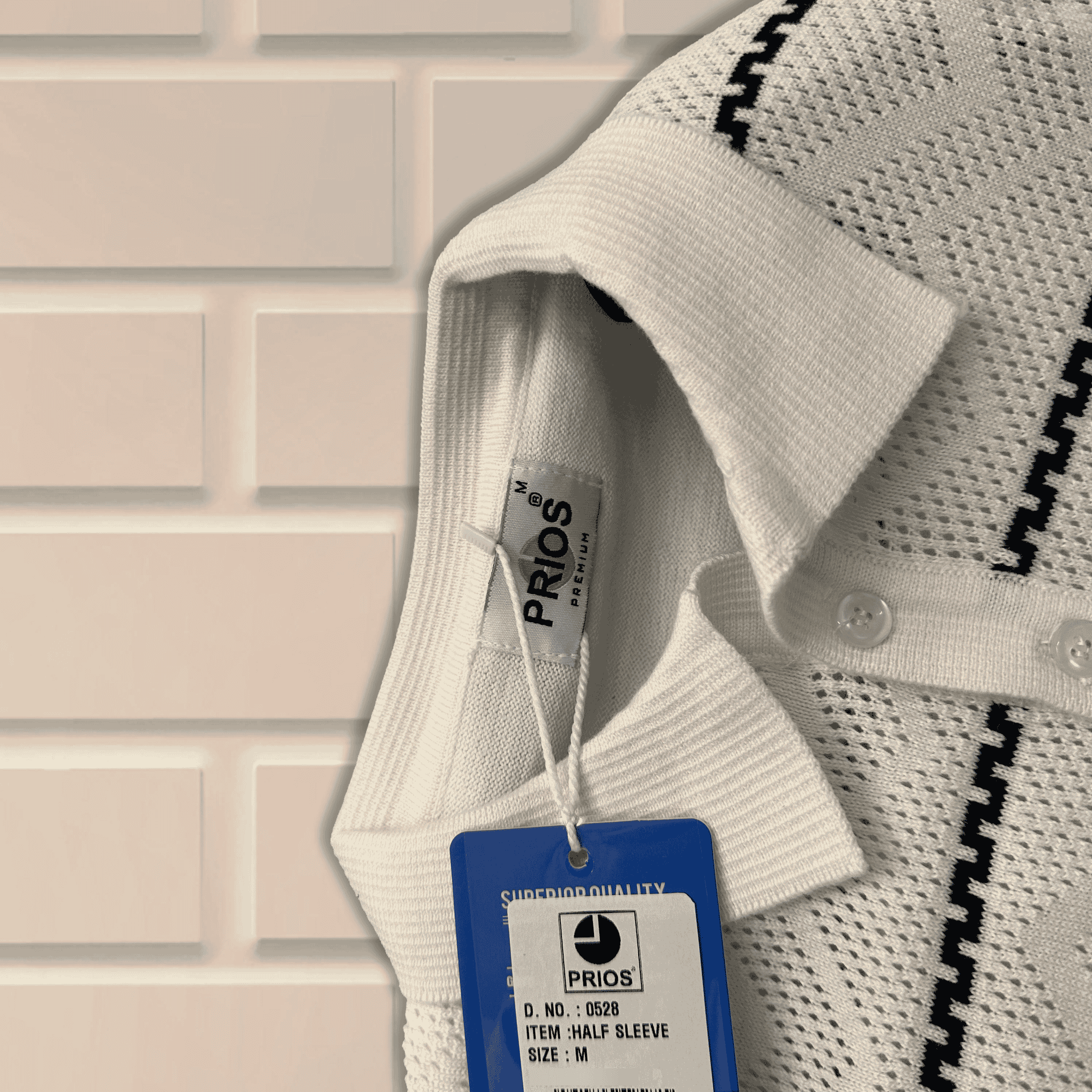 Men’s Knitted Polo Shirt – Textured Knit with Vertical Stripes